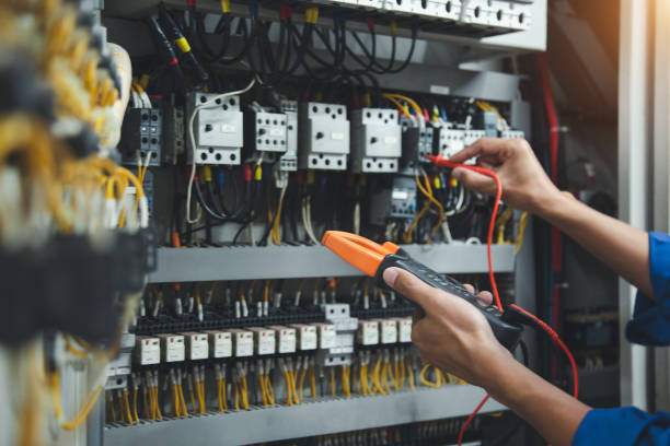 Best Affordable Emergency Electrician  in Willoughby Hills, OH